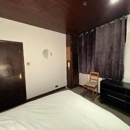 London Stockwell Station Apartment Room photo