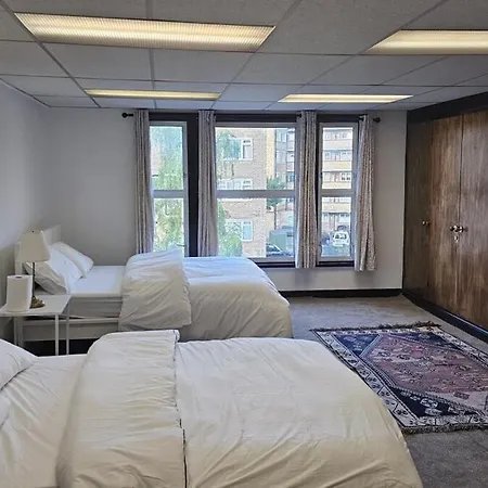 London Stockwell Station Apartment Room photo