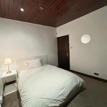 London Stockwell Station Apartment Room photo