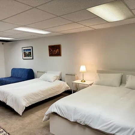 London Stockwell Station Apartment Room photo