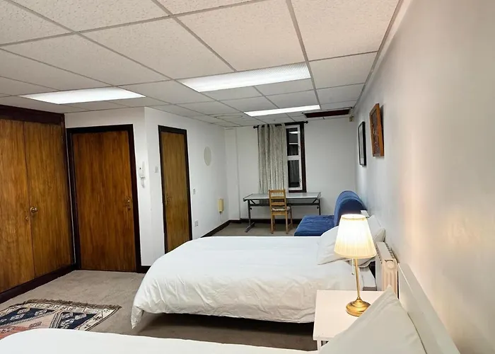 London Stockwell Station Apartment